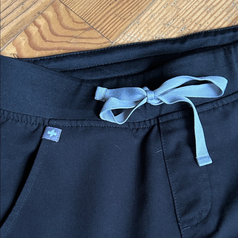 Figs Black Jogger Pants - Picture 4 of 7